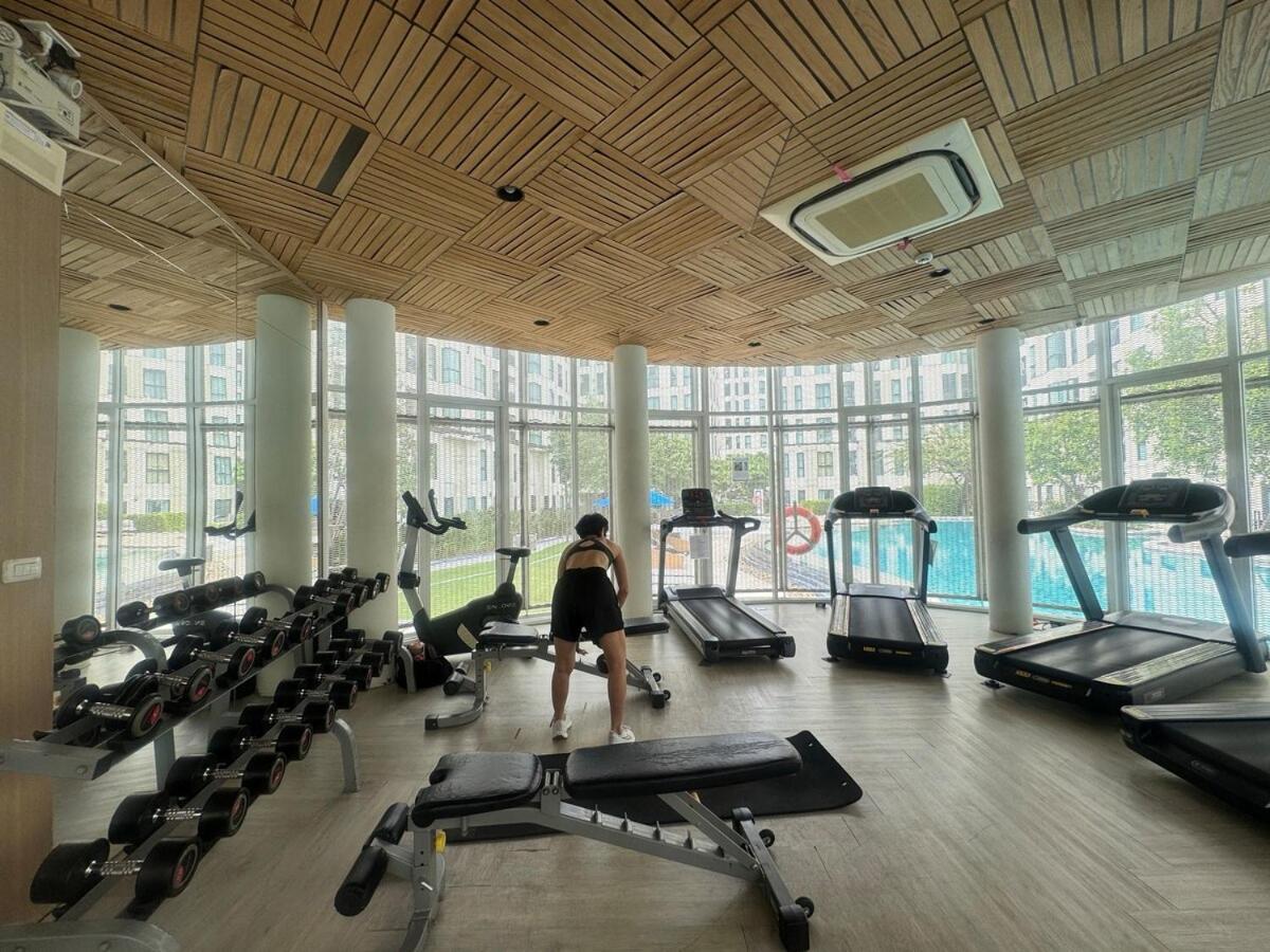 Unio Sukhumvit 72 Boutique Condo Bankhlongszamrong Kültér fotó